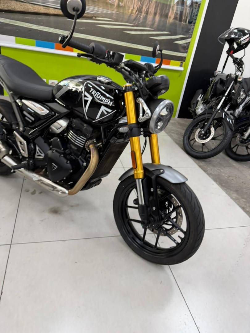 TRIUMPH SCRAMBLER