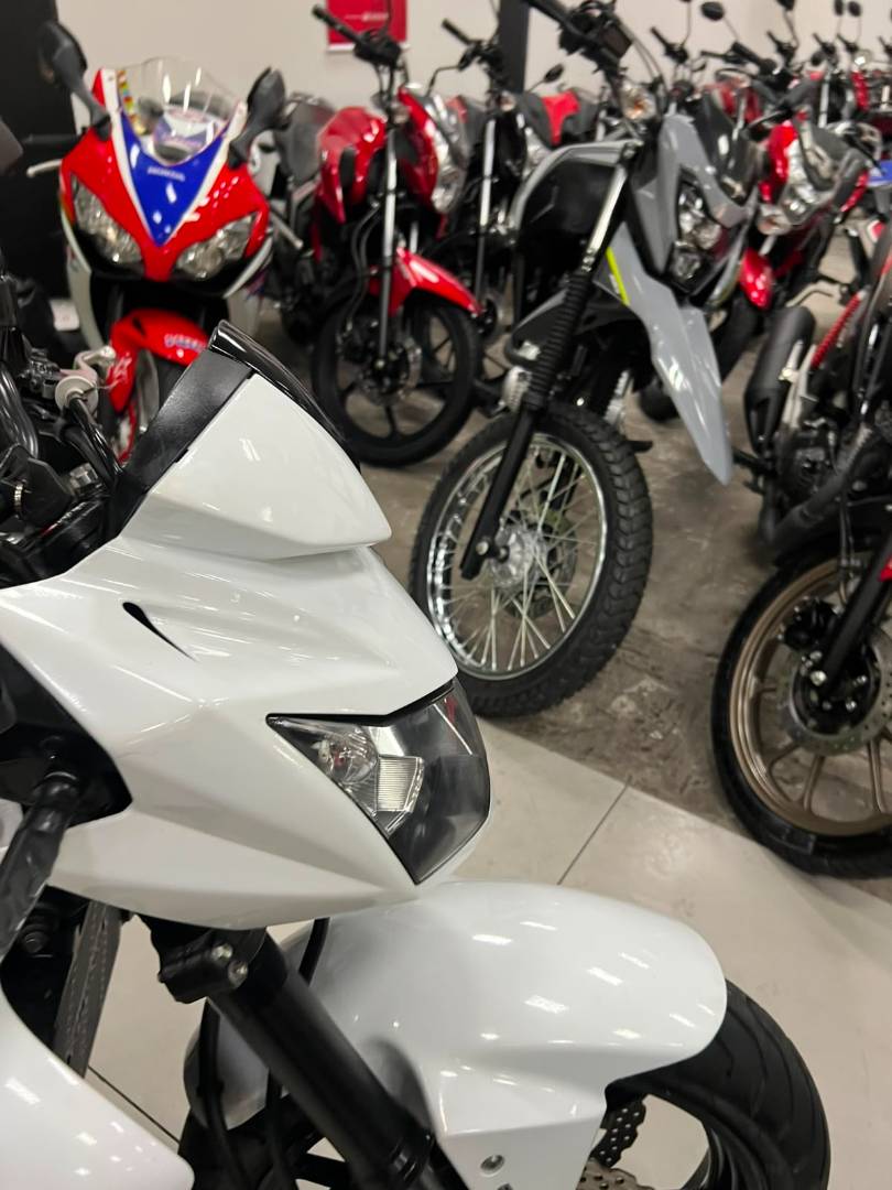 KAWASAKI Z-750 ABS
