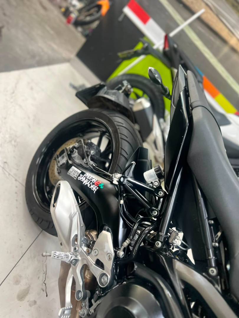 YAMAHA MT-09