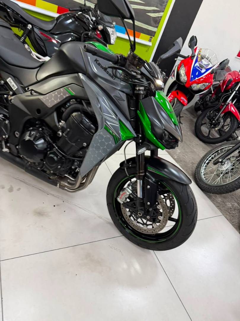 KAWASAKI Z1000 ABS