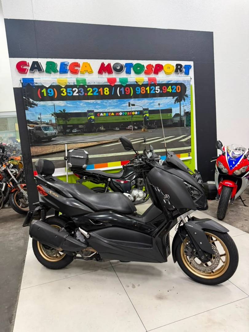 YAMAHA XMAX ABS