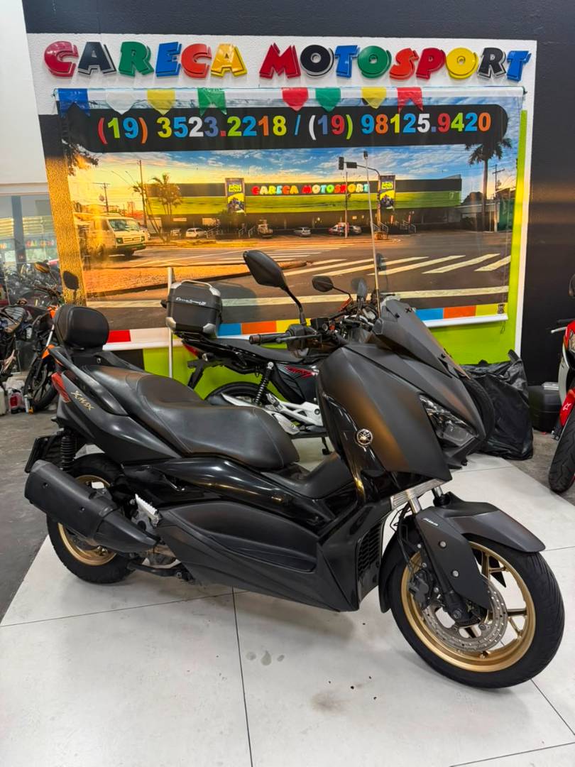 YAMAHA XMAX ABS