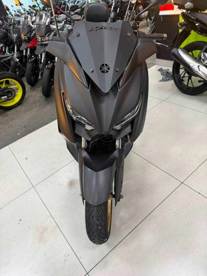 YAMAHA XMAX ABS