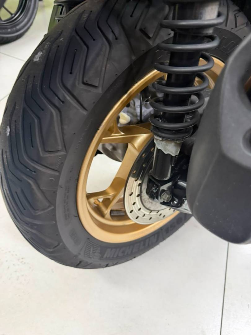 YAMAHA XMAX ABS