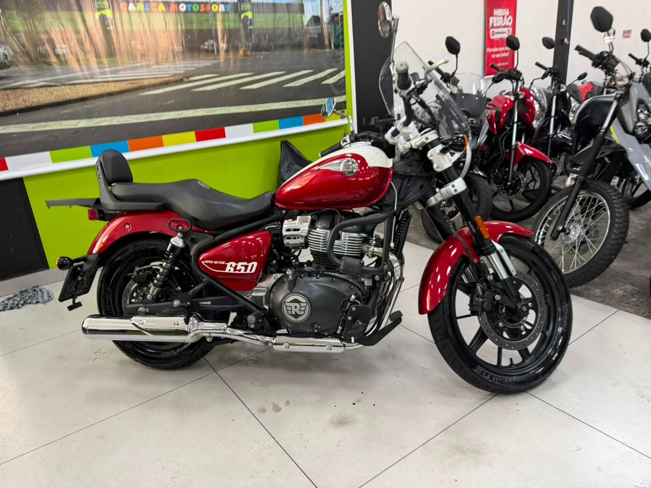 ROYAL ENFIELD SUPER METEOR 650
