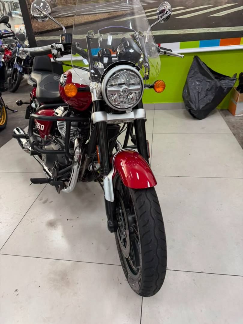 ROYAL ENFIELD SUPER METEOR 650