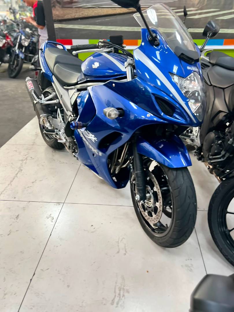 SUZUKI GSX 1250 FA