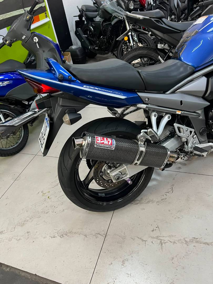 SUZUKI GSX 1250 FA