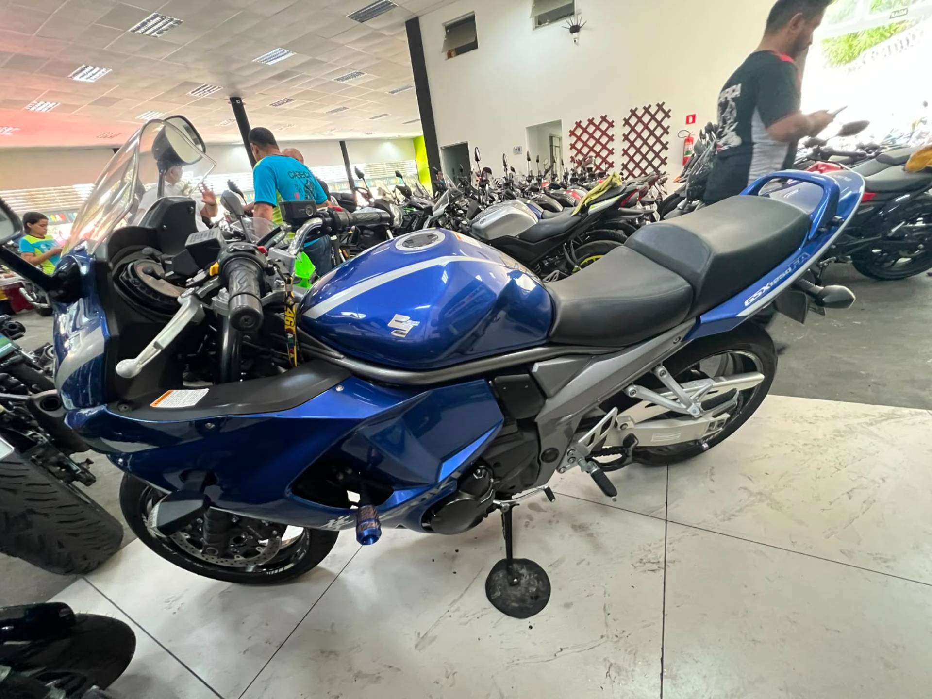 SUZUKI GSX 1250 FA