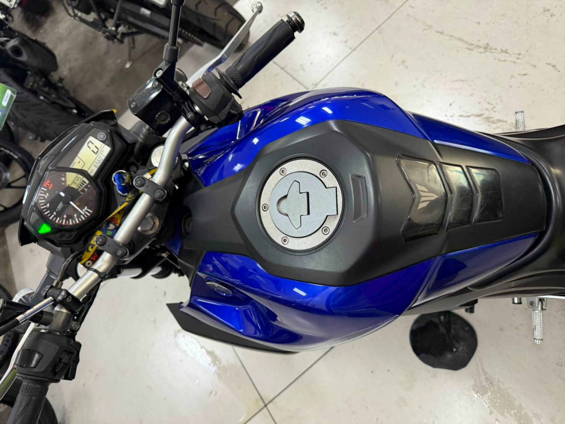 YAMAHA MT-03