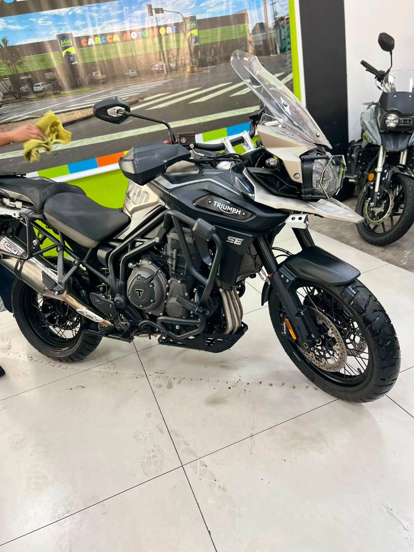 TRIUMPH TIGER 1200 DESERT EDITION