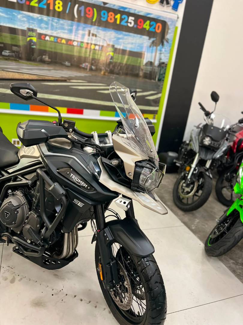 TRIUMPH TIGER 1200 DESERT EDITION