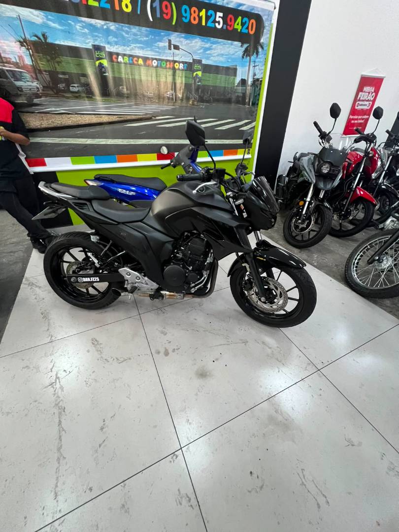 YAMAHA FZ25 FAZER ABS