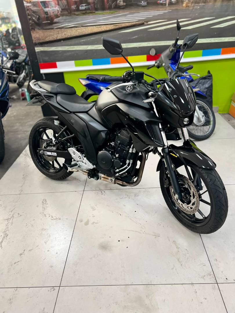 YAMAHA FZ25 FAZER ABS
