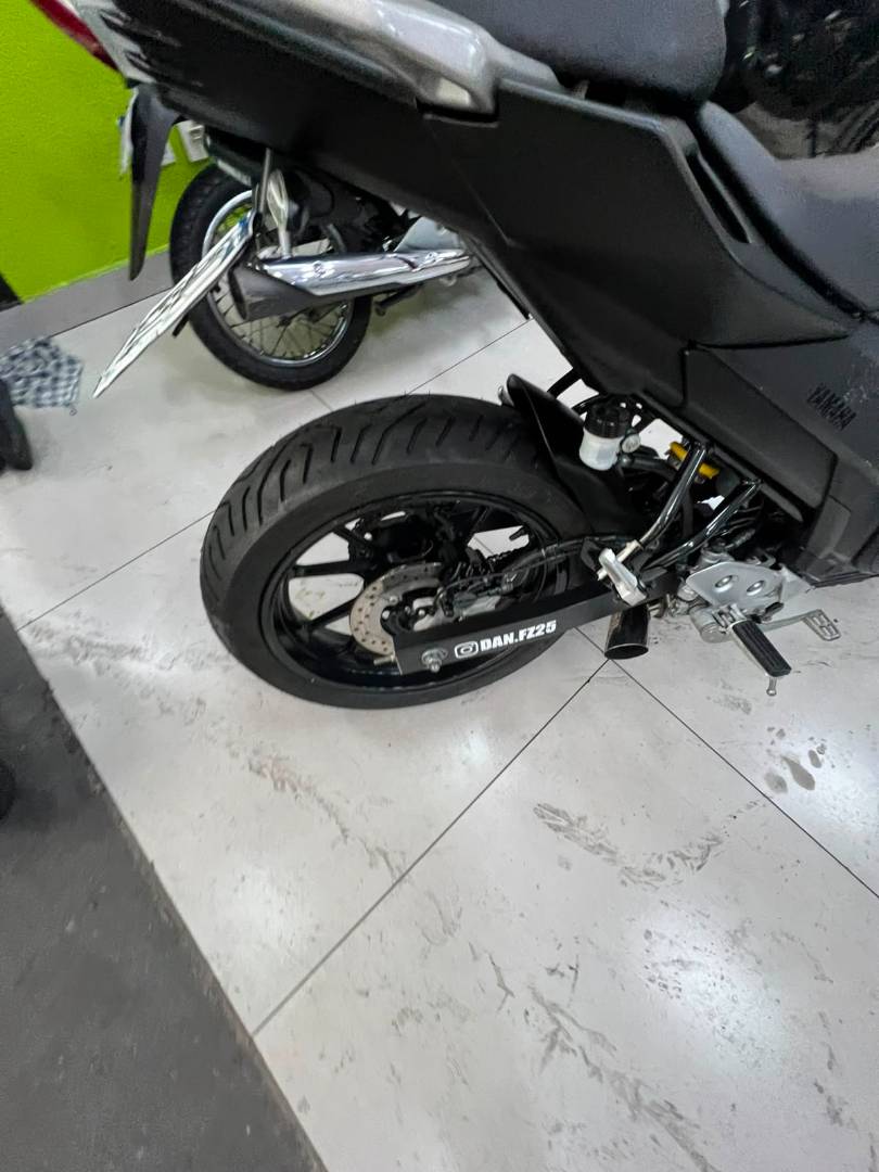 YAMAHA FZ25 FAZER ABS