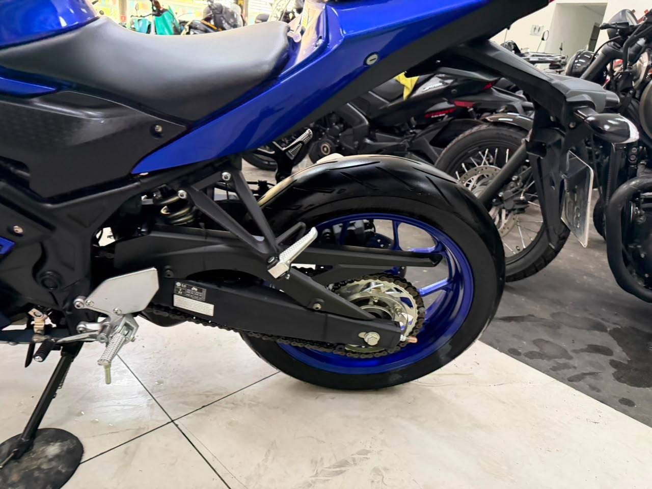 YAMAHA YZF R3 ABS