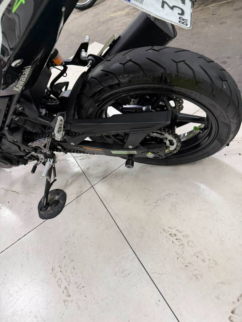 KAWASAKI Z400