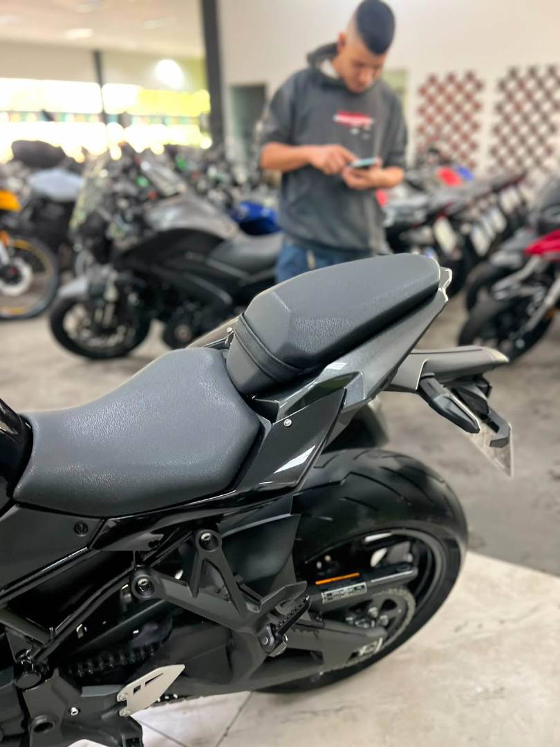 KAWASAKI Z1000 ABS