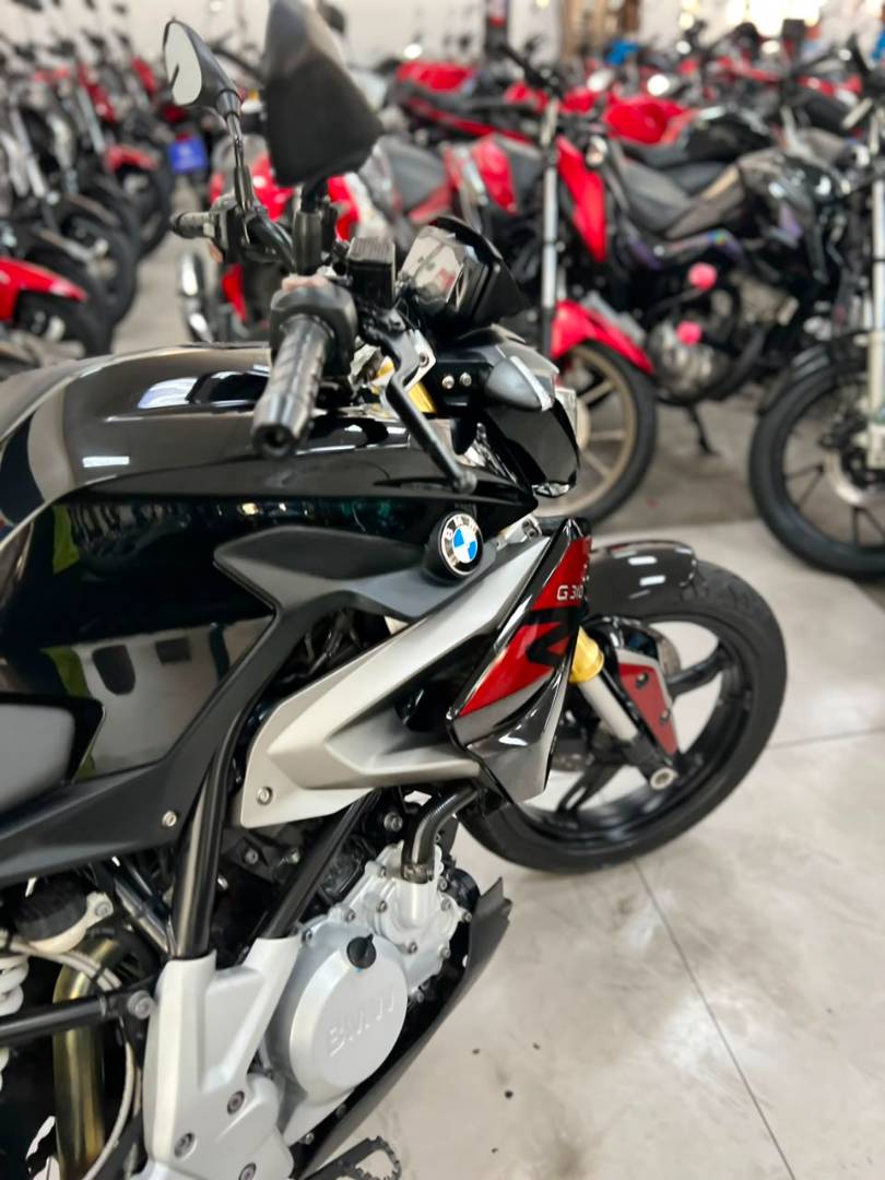 BMW G 310 R