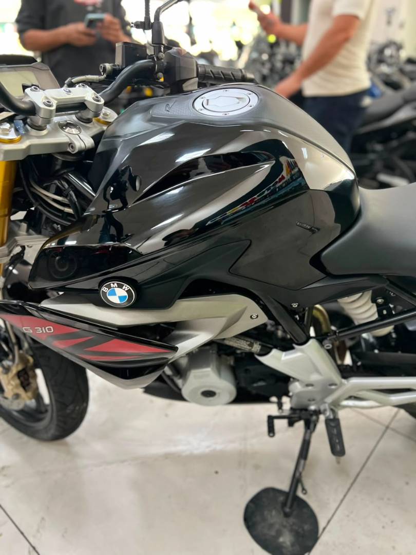 BMW G 310 R