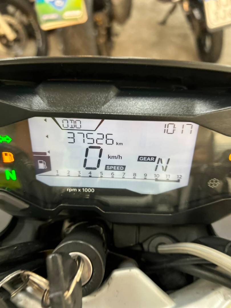 BMW G 310 R