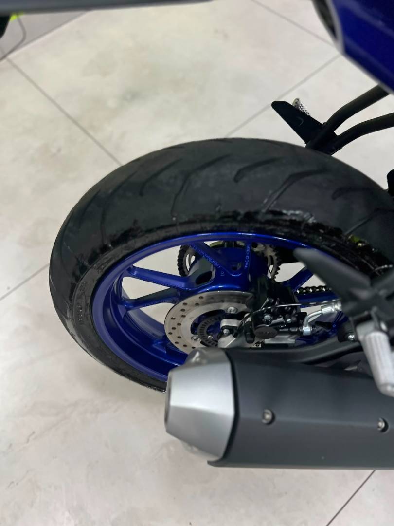 YAMAHA YZF R15