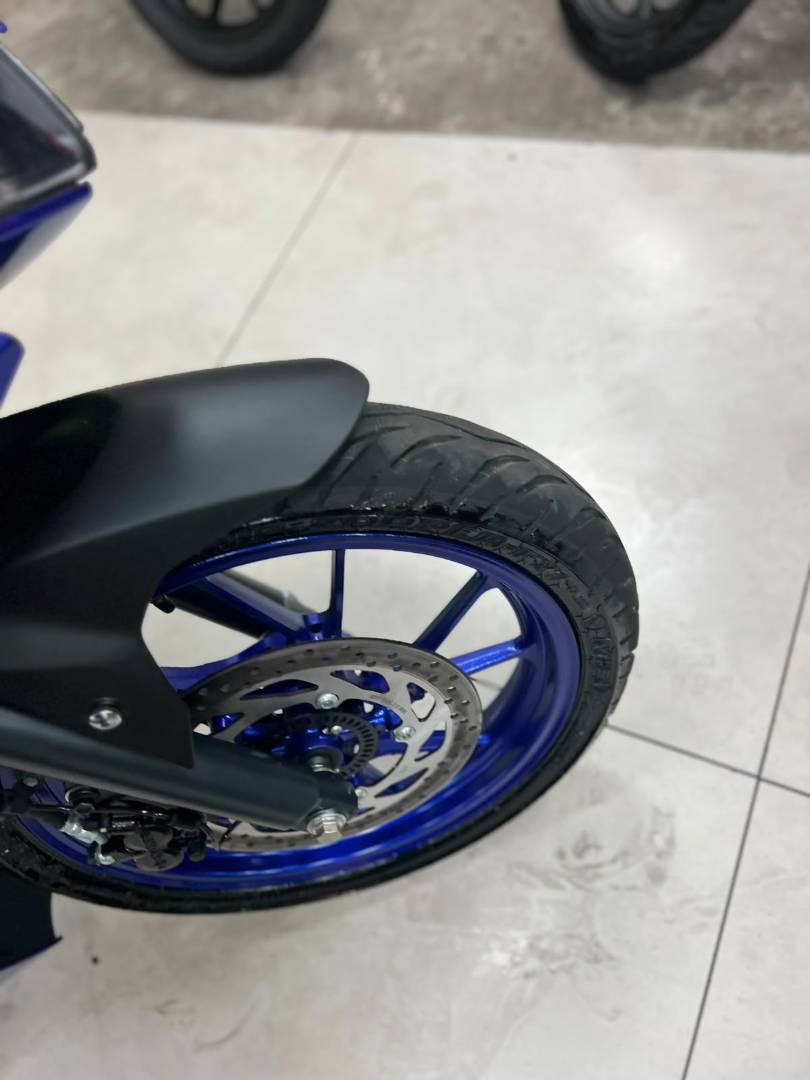 YAMAHA YZF R15