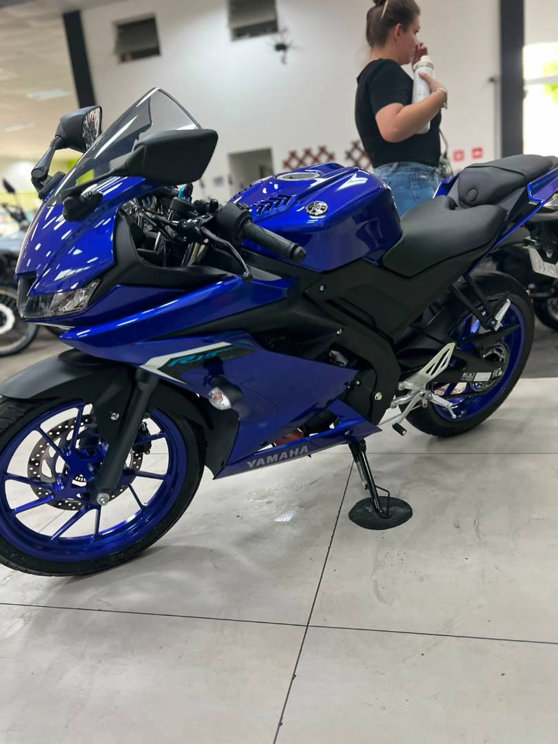 YAMAHA YZF R15