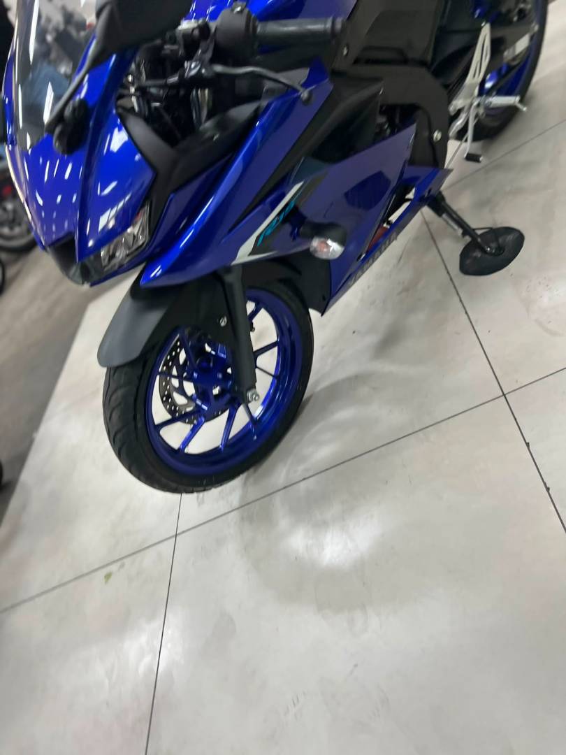 YAMAHA YZF R15