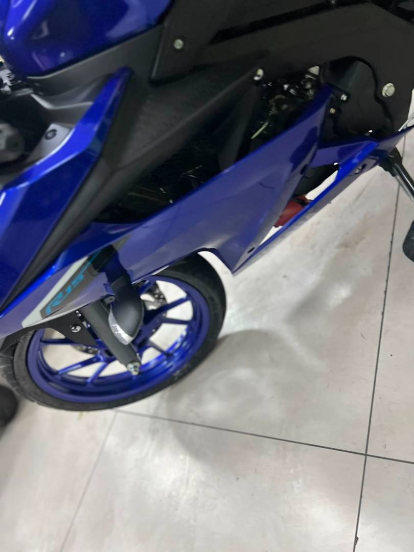 YAMAHA YZF R15
