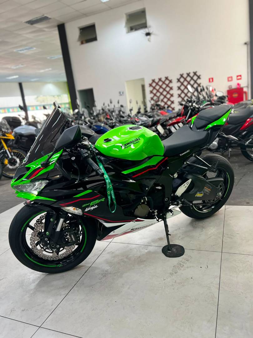 KAWASAKI NINJA ZX-6R