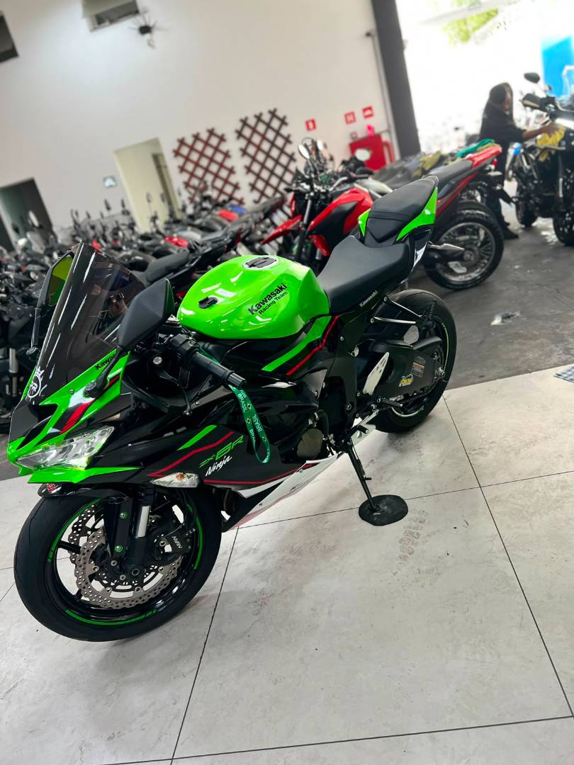 KAWASAKI NINJA ZX-6R