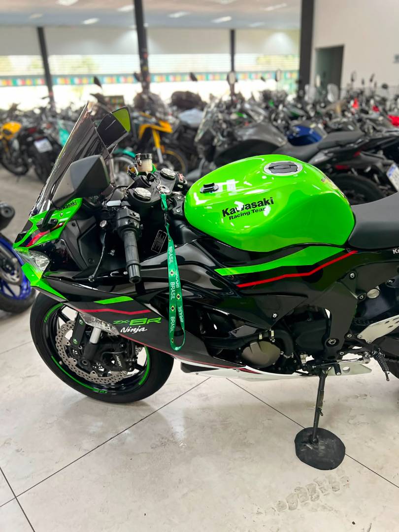 KAWASAKI NINJA ZX-6R