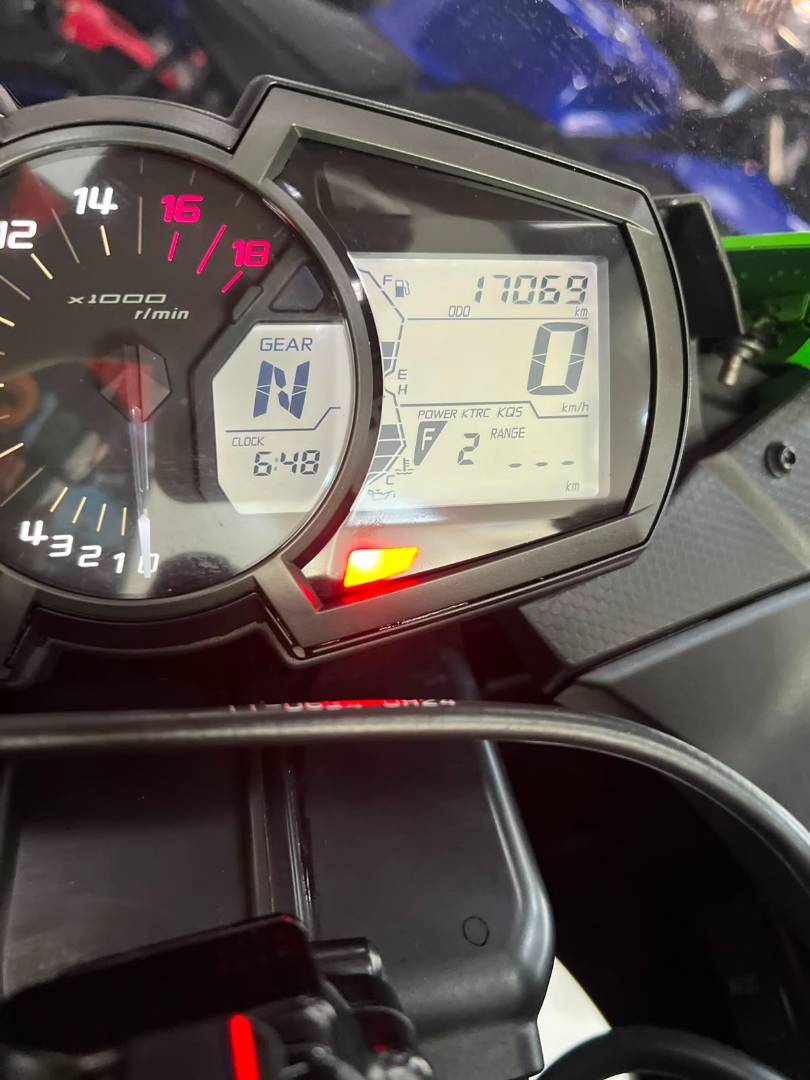 KAWASAKI NINJA ZX-6R