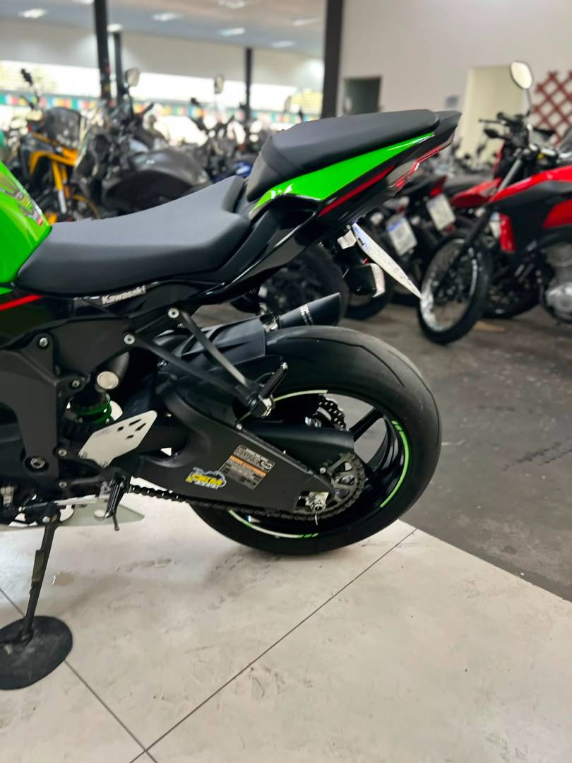 KAWASAKI NINJA ZX-6R