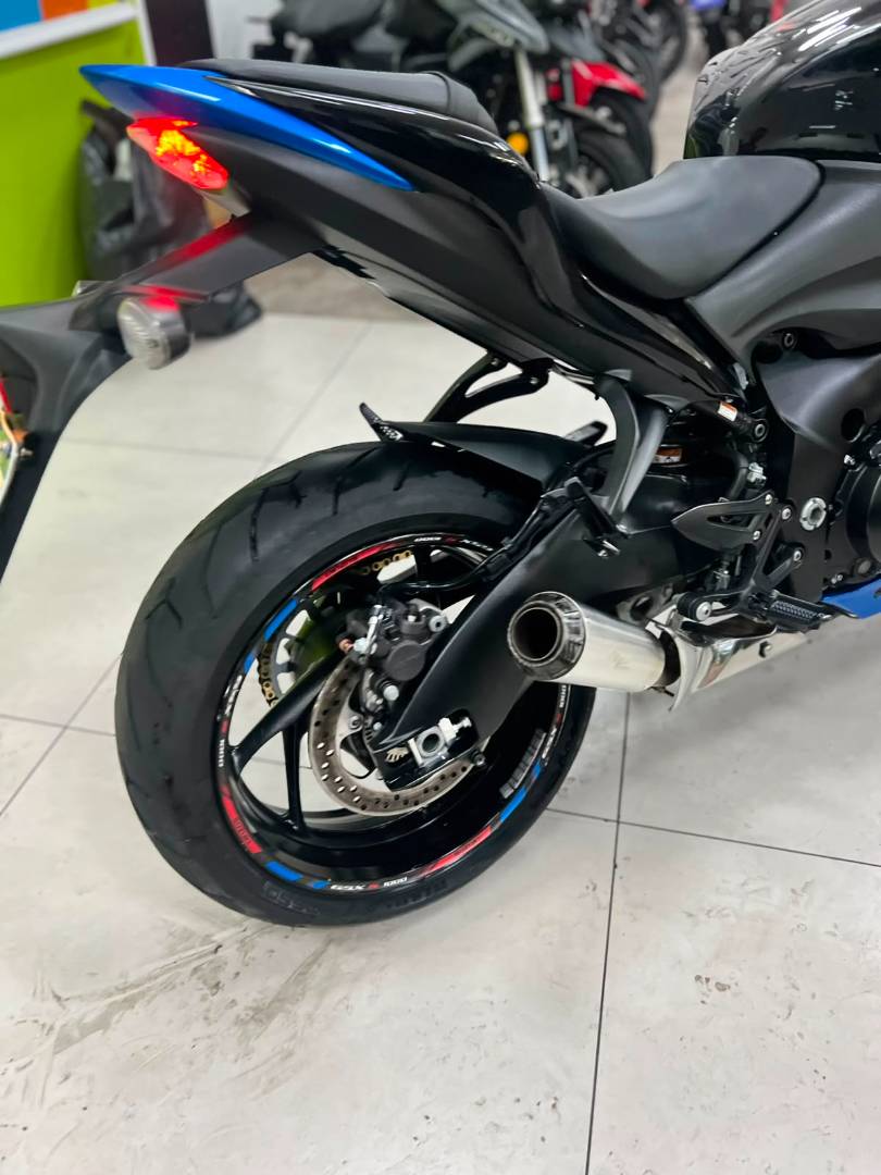 SUZUKI GSX-S1000A