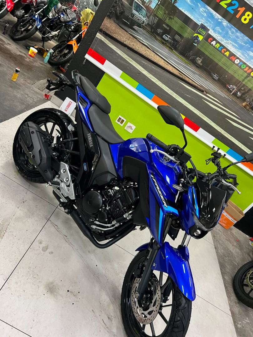 YAMAHA FZ25 FAZER ABS