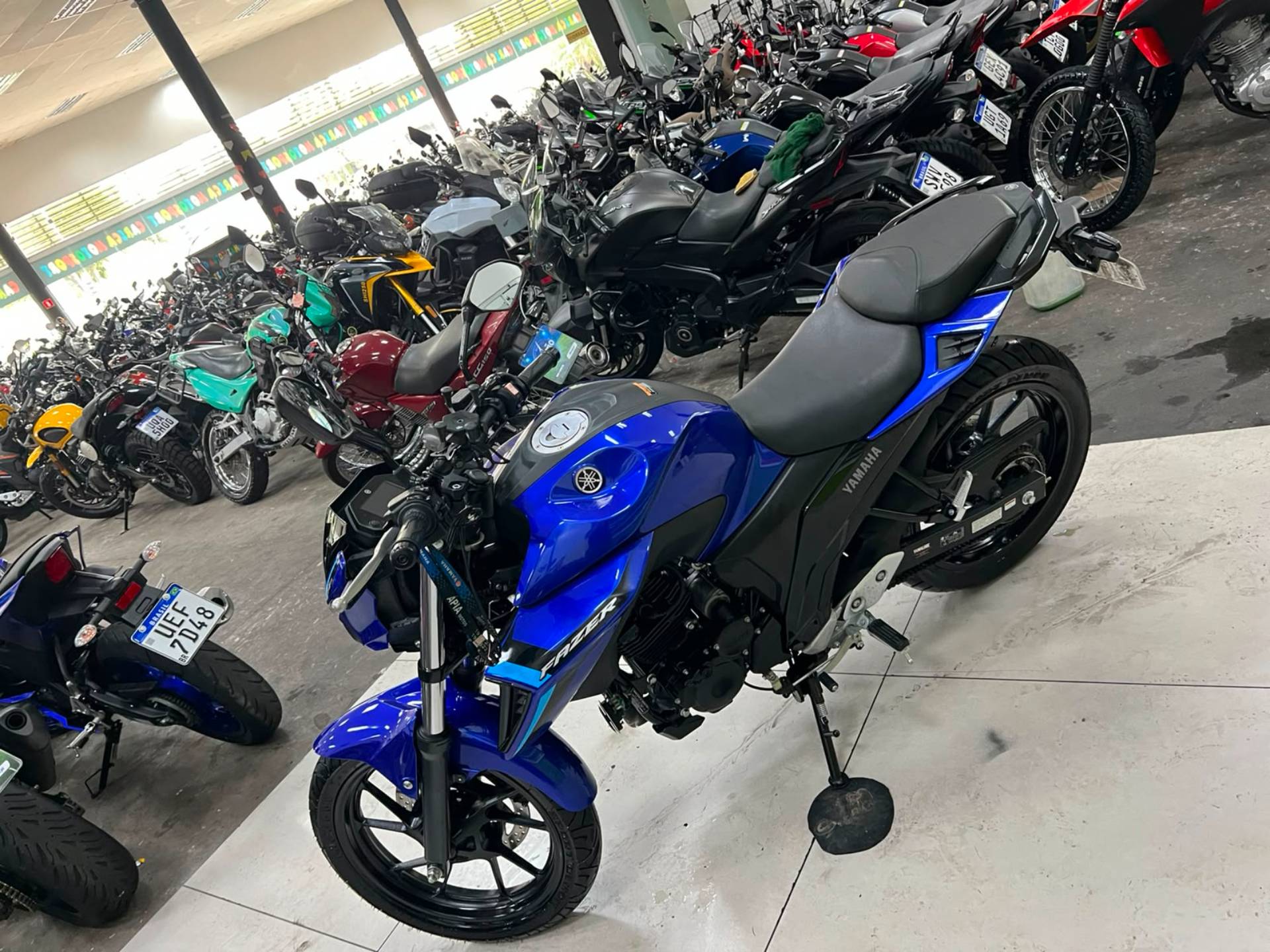 YAMAHA FZ25 FAZER ABS