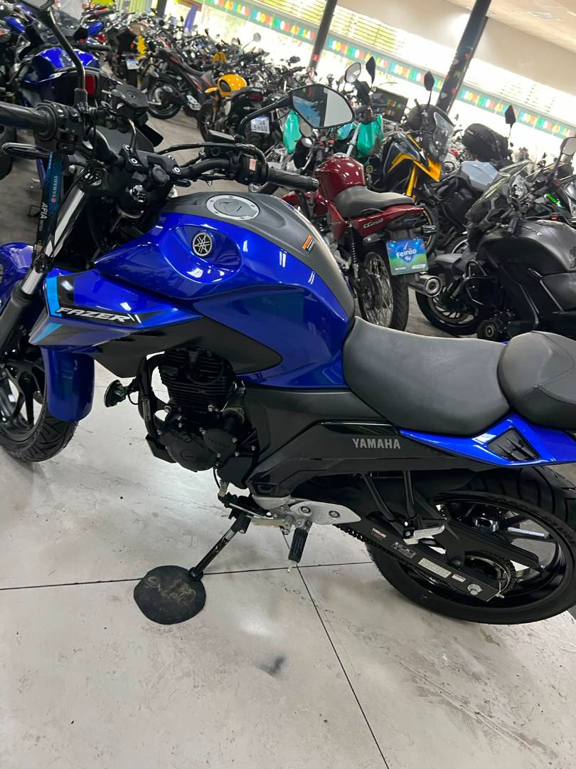 YAMAHA FZ25 FAZER ABS
