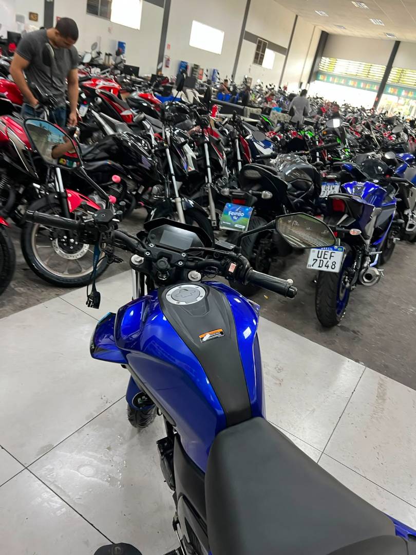 YAMAHA FZ25 FAZER ABS