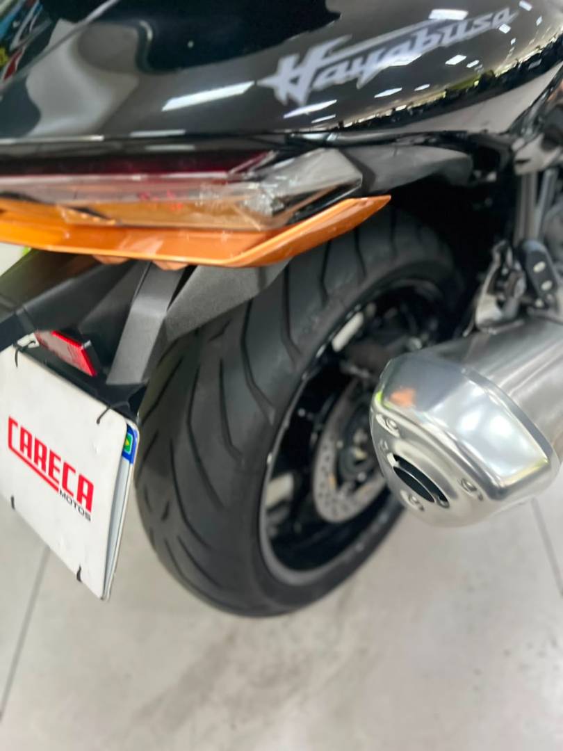 SUZUKI HAYABUSA GSX 1300RA