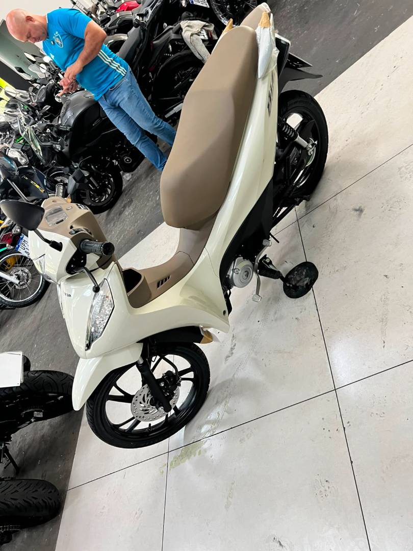 HONDA BIZ 125 EX