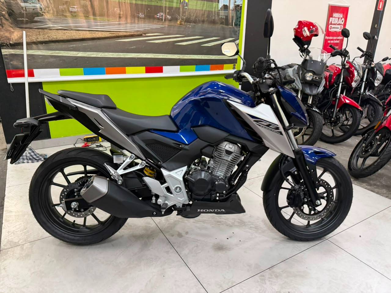 HONDA CB TWISTER ABS