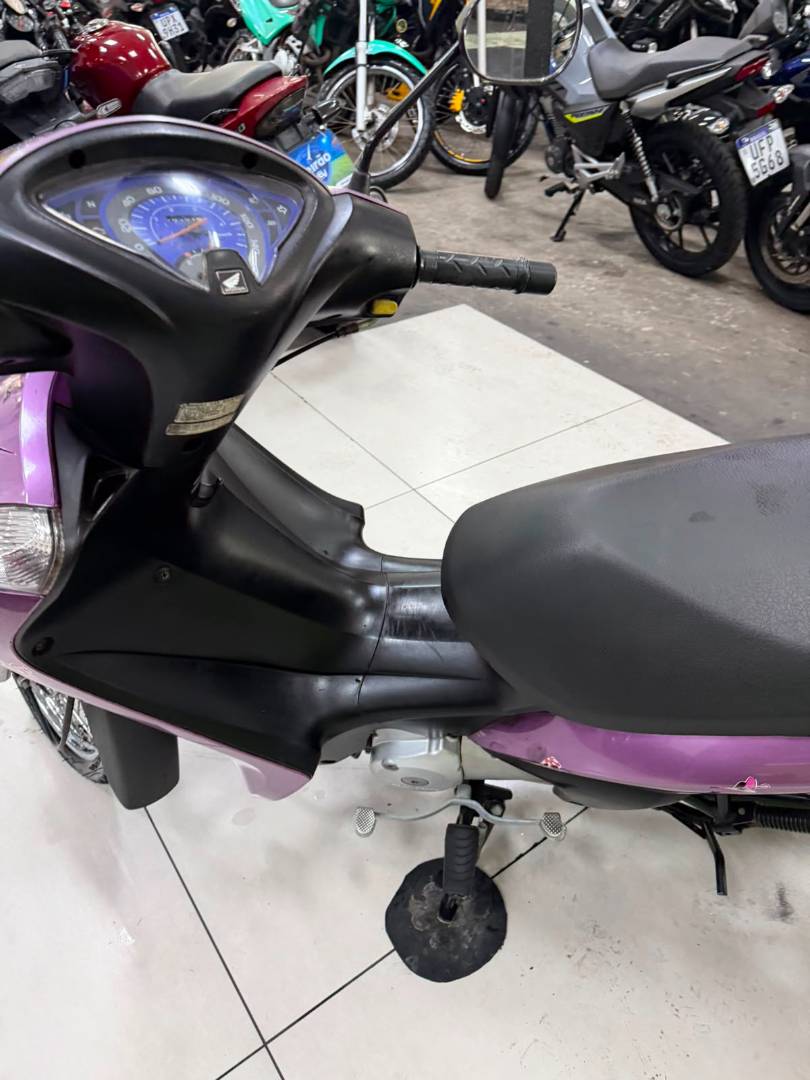 HONDA BIZ 125 ES