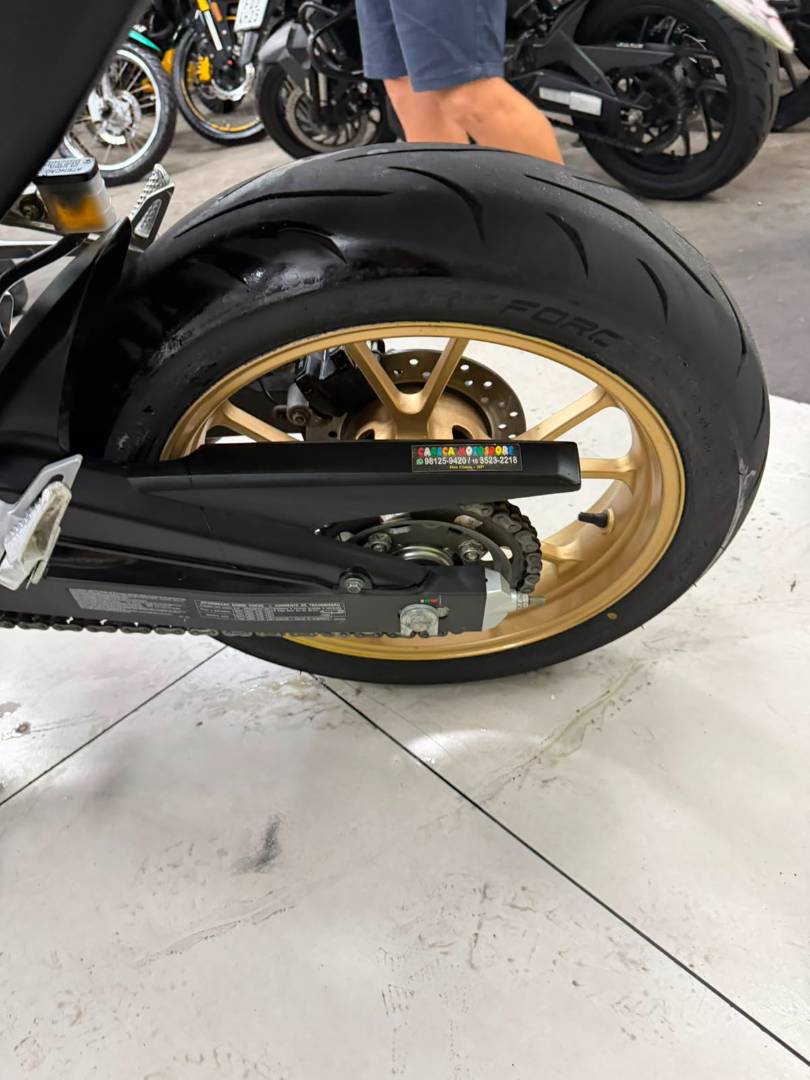 HONDA CB 300F TWISTER CBS