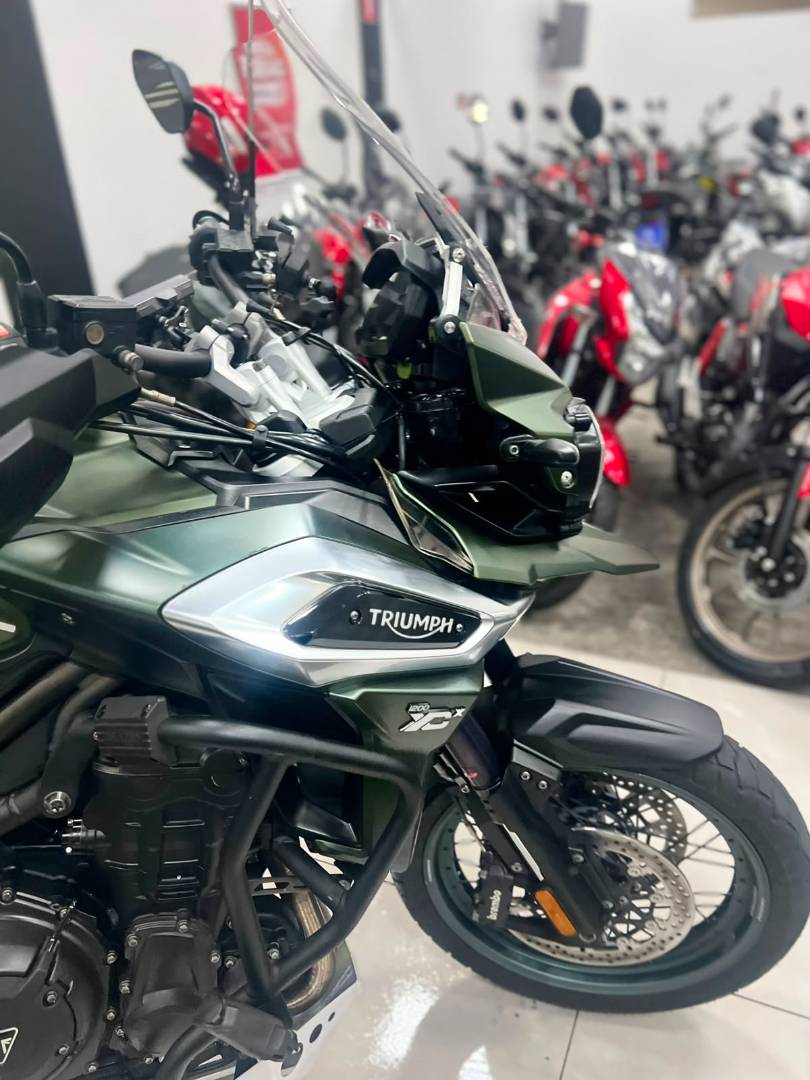 TRIUMPH TIGER 1200 XCX
