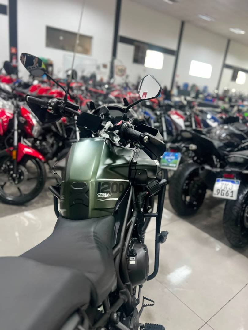 TRIUMPH TIGER 1200 XCX