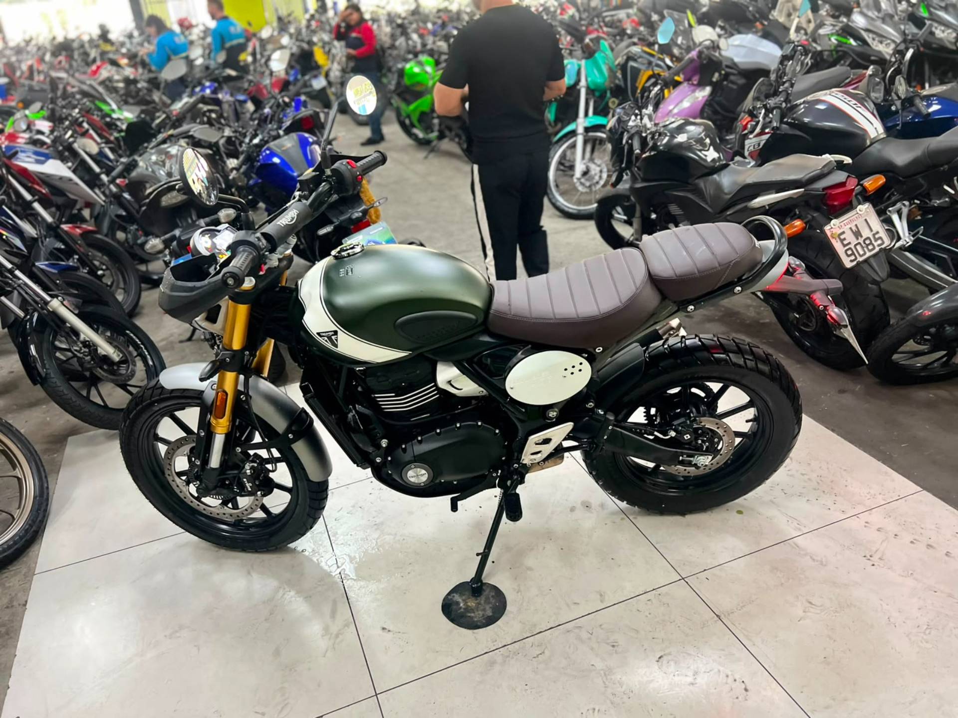 TRIUMPH SCRAMBLER