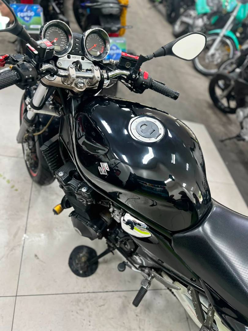SUZUKI BANDIT N1200