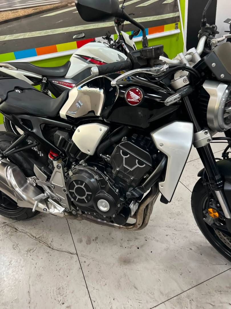 HONDA CB 1000R ABS